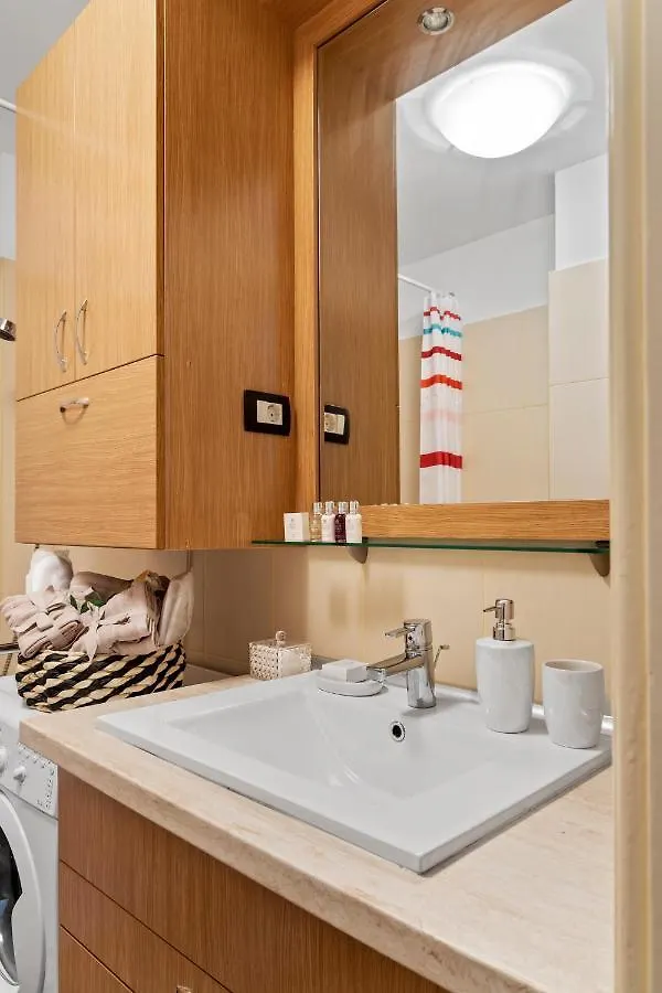 City Vibes Apartment Бухарест